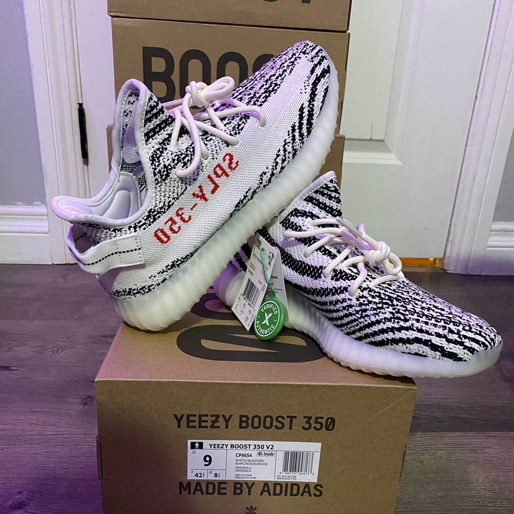 Yeezy Boost 350 V2 Zebra’